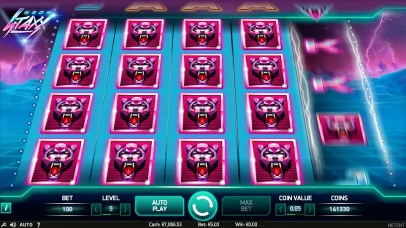Screenshot Neon Staxx NetEnt Big Win Stacked Symbol Slot Machine Online Casino Spilleautomat Spilleautomater